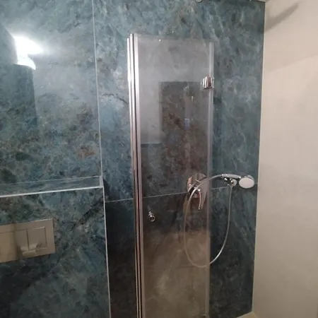 Vendégház Balkanska Four Seasons *